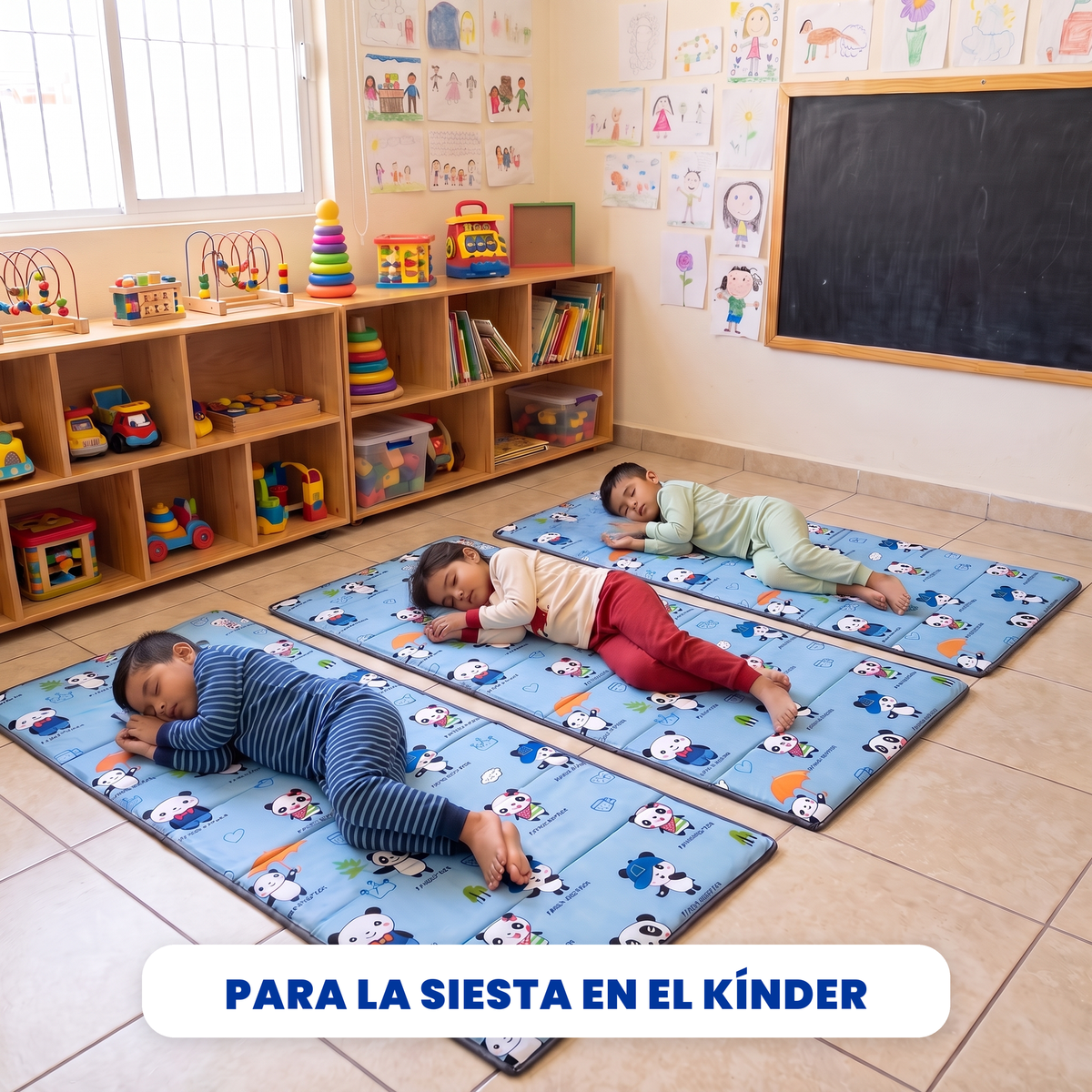 Tapete para siesta extra acolchado estampado panda azul, en el kínder